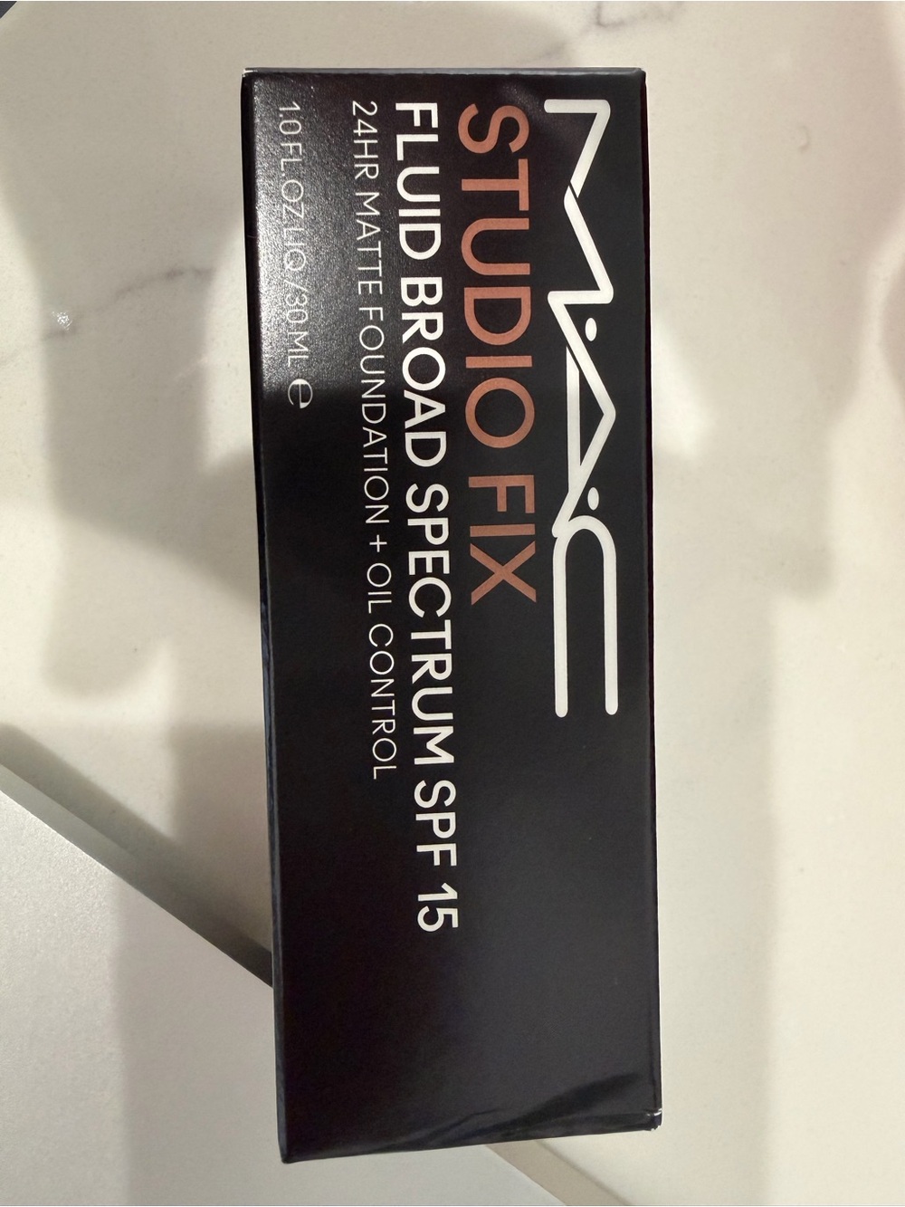 MAC Studio Fix Fluid Broad Spectrum SPF 15 - 24 hr Matte NW50
